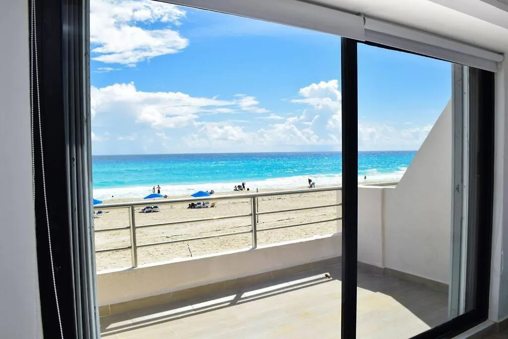 Beachfront Apartment Marlin Villa 107 Cancún