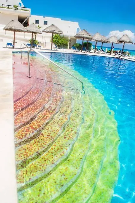 Beachfront Apartment Marlin Villa 107 Канкун Мексика