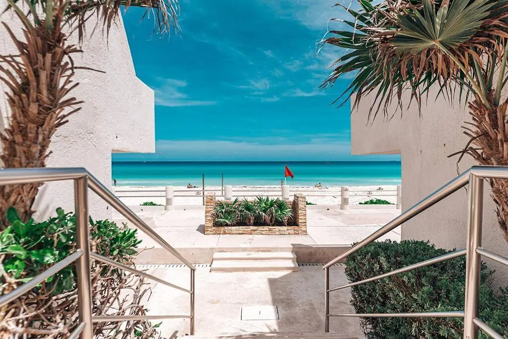 Beachfront Apartment Marlin Villa 107 Cancun 0*,  Mexico
